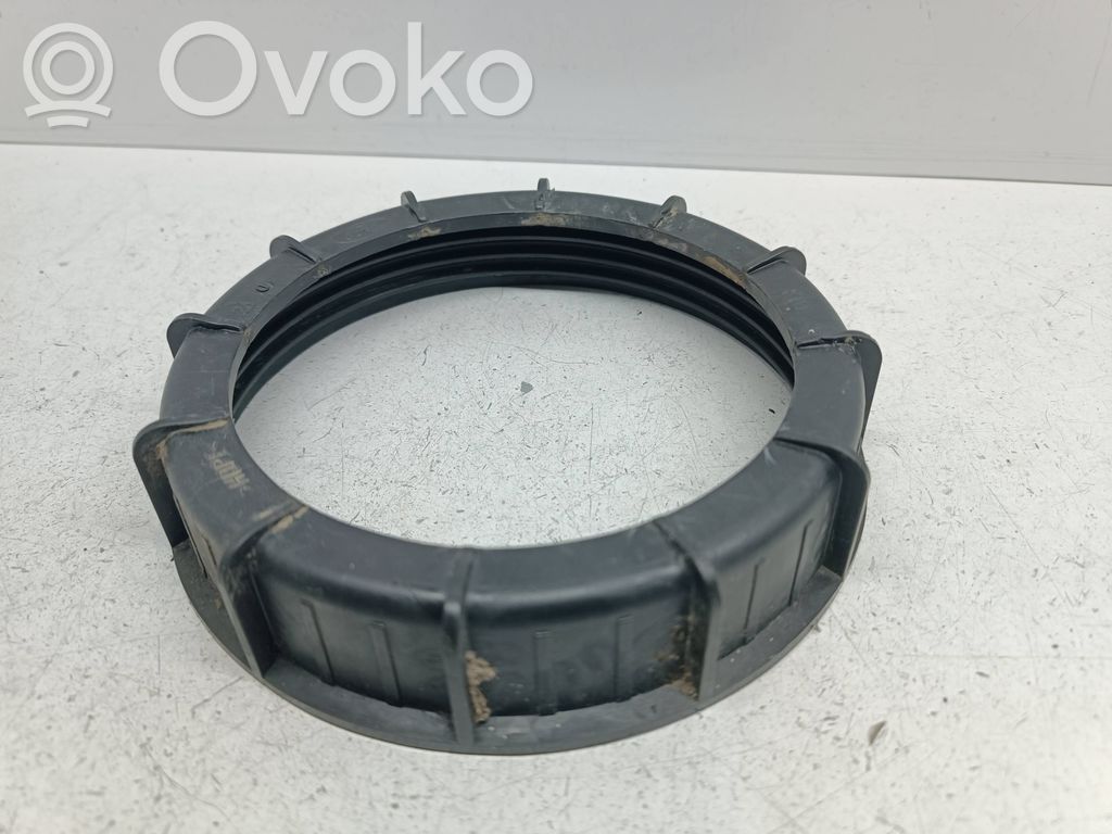 Ford Grand C-MAX Anello/dado di bloccaggio della vite della pompa del carburante nel serbatoio 