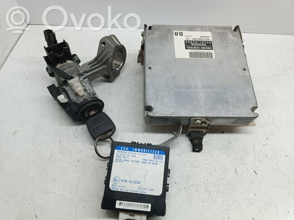 Toyota Corolla E120 E130 Engine control unit/module 