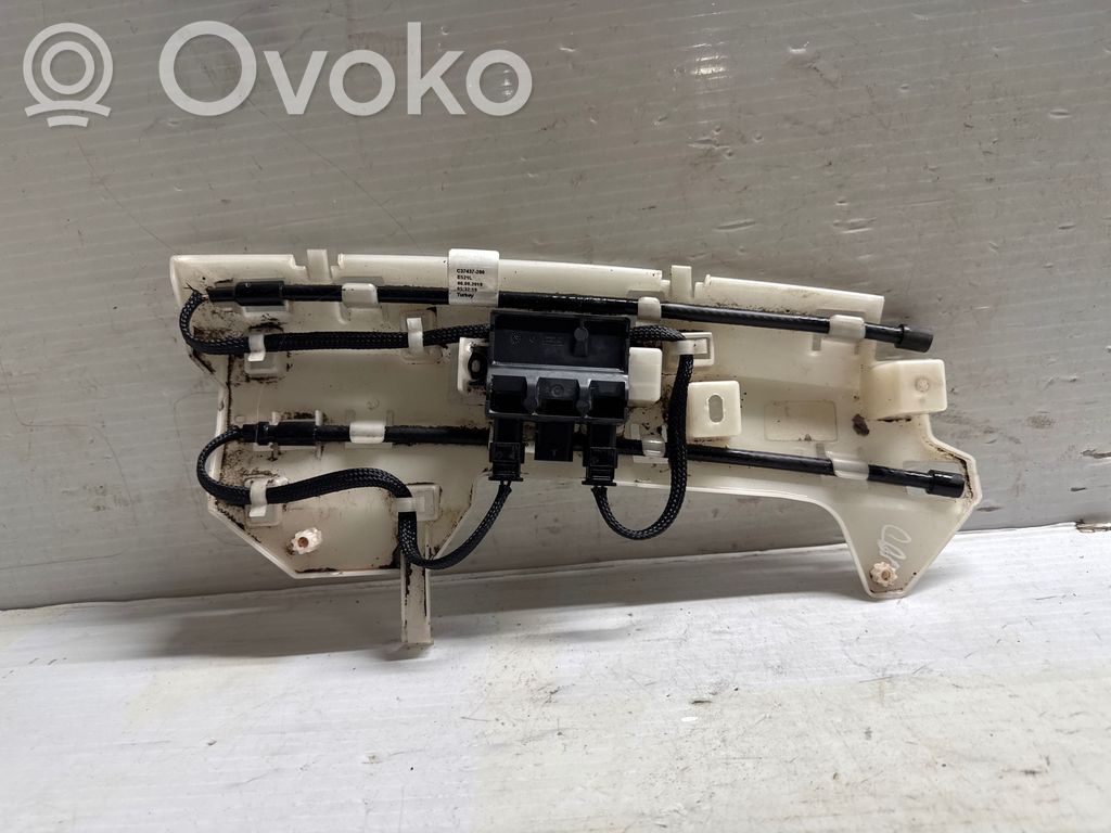 Tailgate/trunk control unit/module   C37437200,E521L,053219,06082018