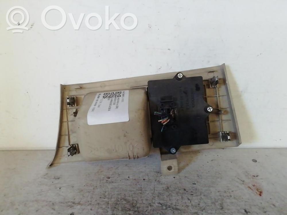 Light switch   735385875
