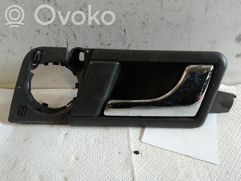 Audi A2 Manecilla interna puerta trasera 
