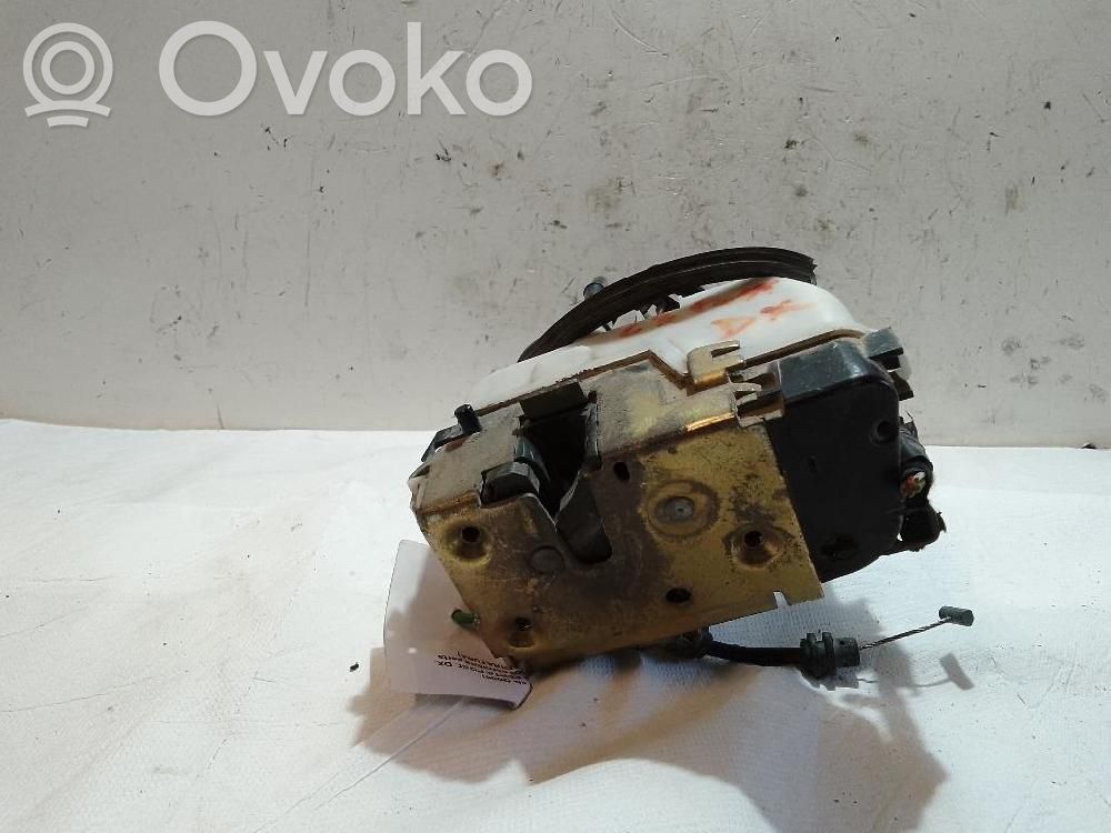 Citroen C3 Galinių durų spyna 