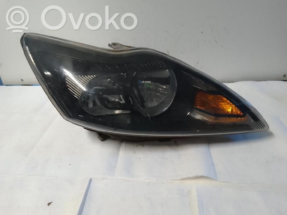 Ford Focus Headlight/headlamp 