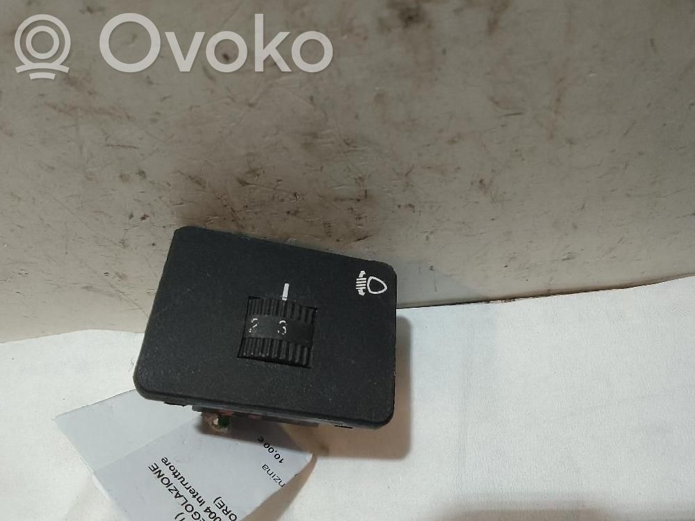 Fiat Panda 141 Kiti jungtukai/ rankenėlės/ perjungėjai 