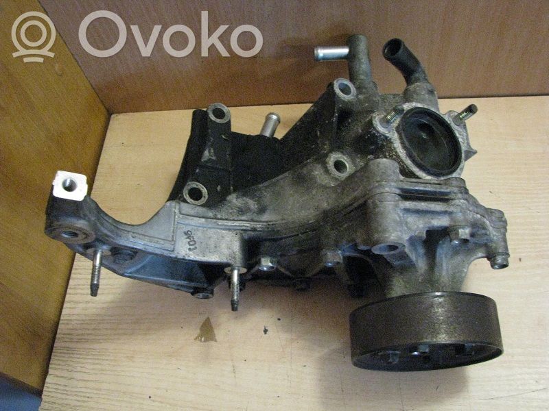 Mazda 6 Variklio tvirtinimo kronšteinas 