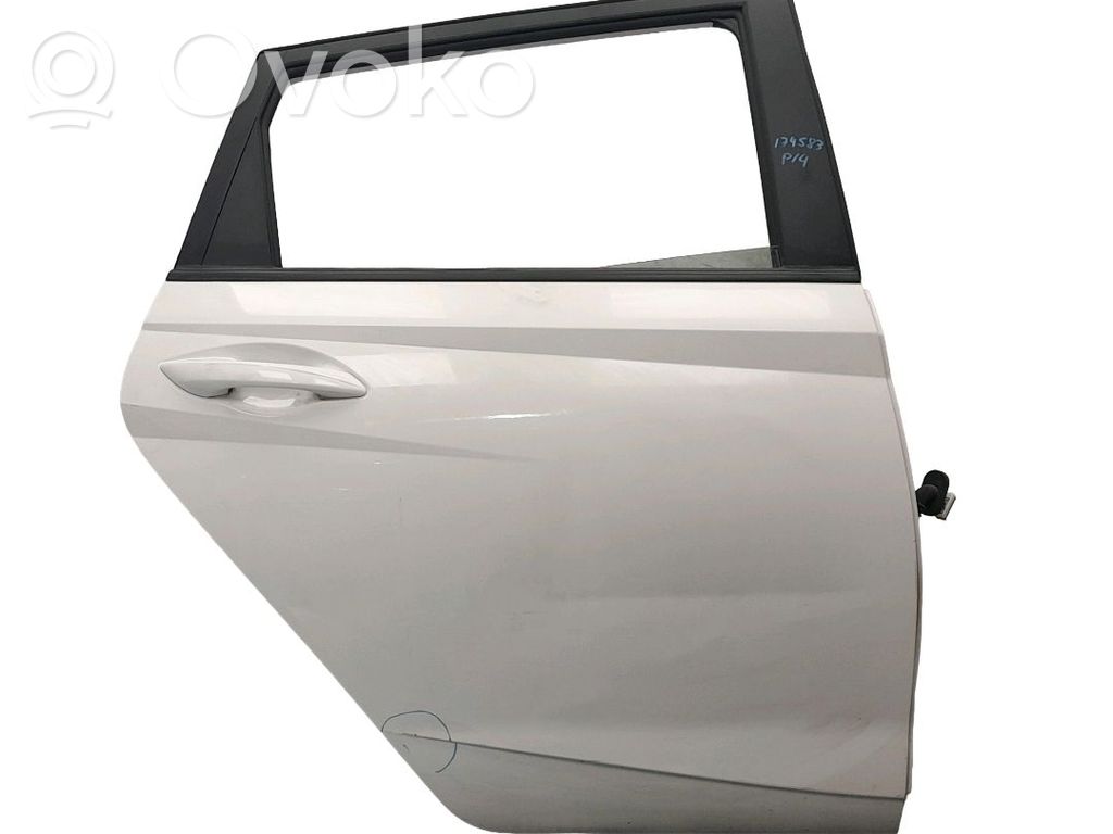 Puerta trasera   77004Q0400