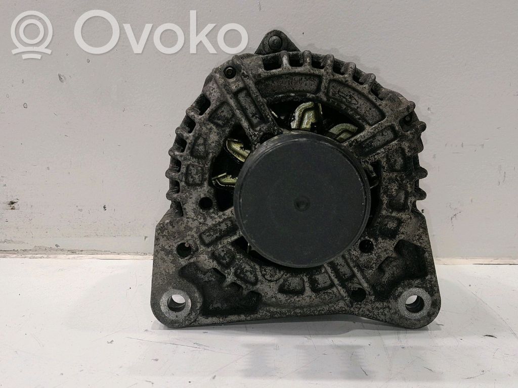 Alternador   8200390675,0124425037