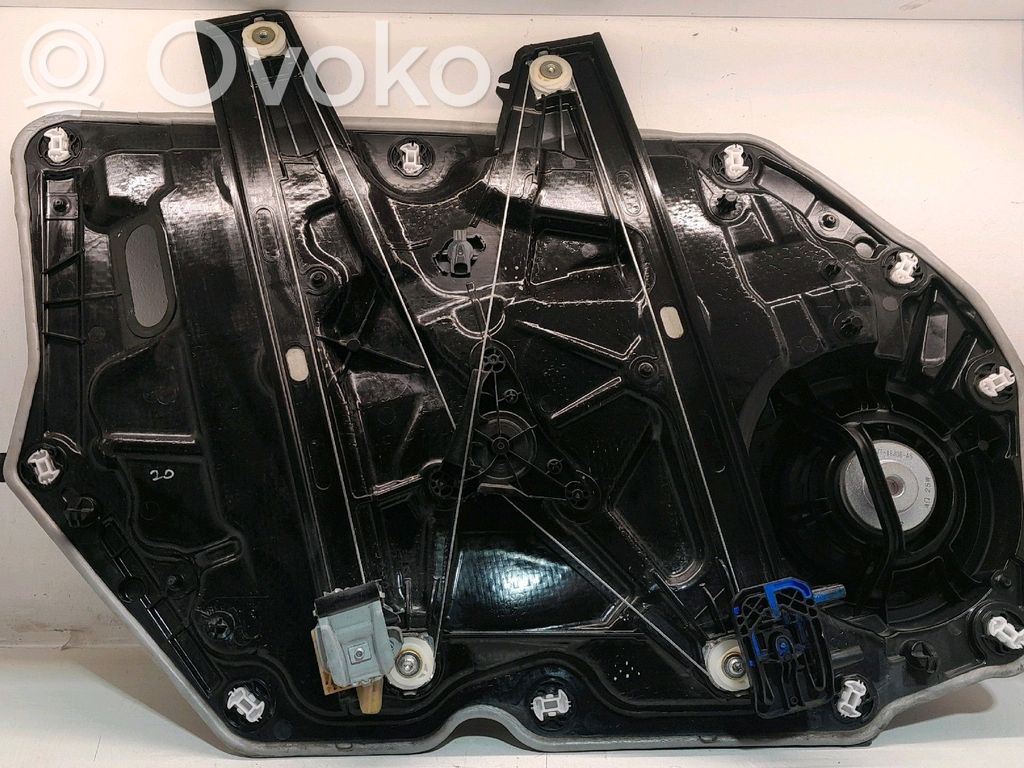 Ford Focus Elektryczny podnośnik szyby drzwi przednich 