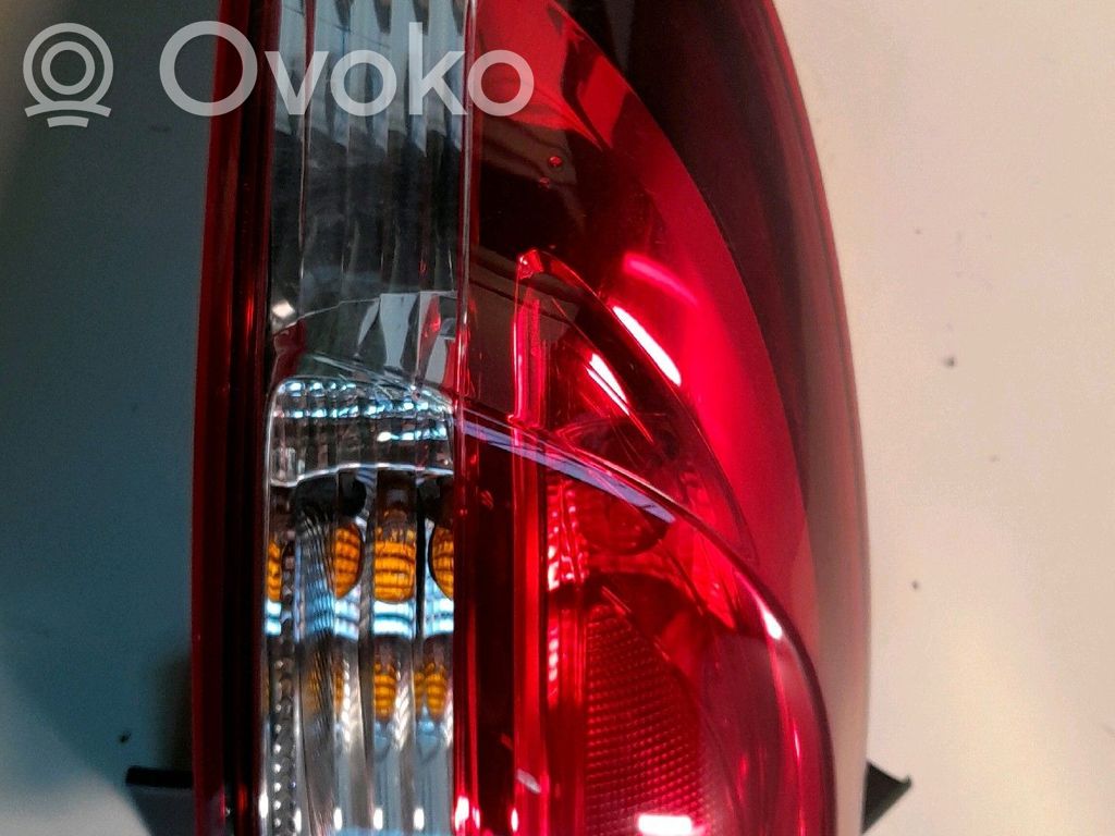 Renault Clio IV Lampă spate în caroserie 