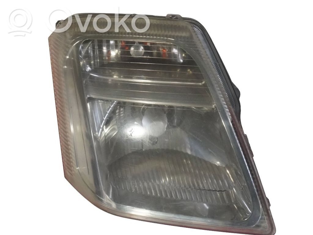 Phare frontale   620670