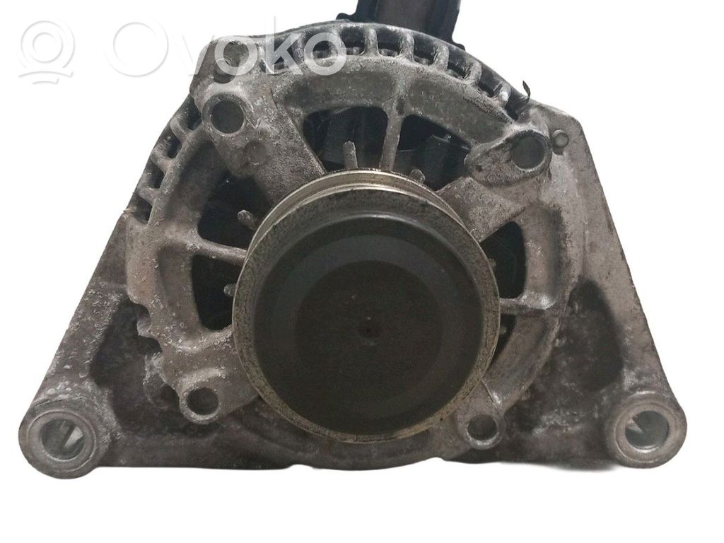 Alternador   13585664B