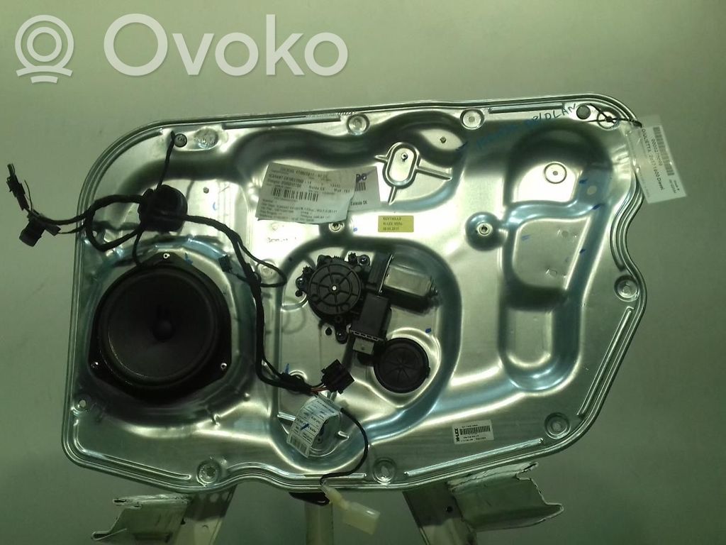 Alfa Romeo Giulietta Elektryczny podnośnik szyby drzwi przednich 