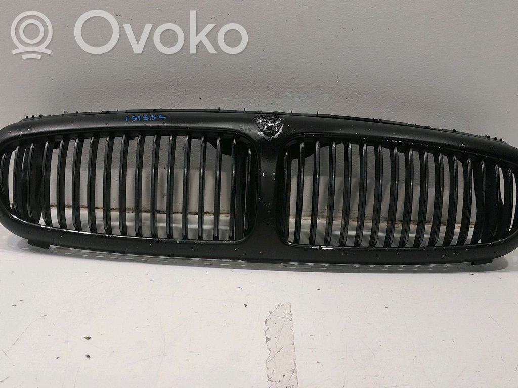 Jaguar X-Type Grille de calandre avant