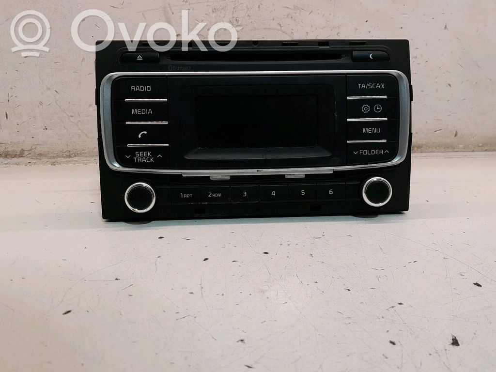 KIA Rio Radio / CD-Player / DVD-Player / Navigation