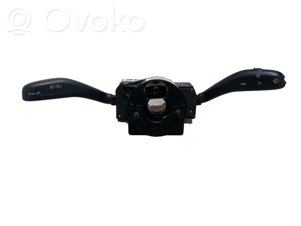 Volkswagen Polo IV 9N3 Interrupteur / bouton multifonctionnel