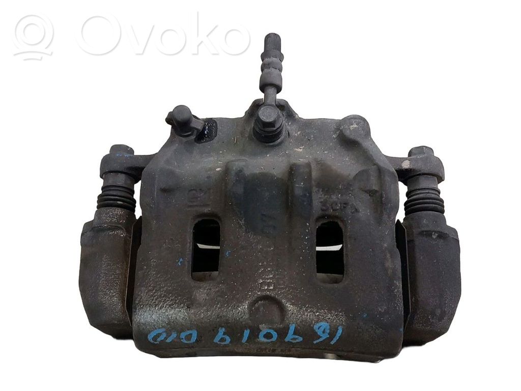 Chevrolet Captiva Bremsscheiben und Bremssättel eingestellt 