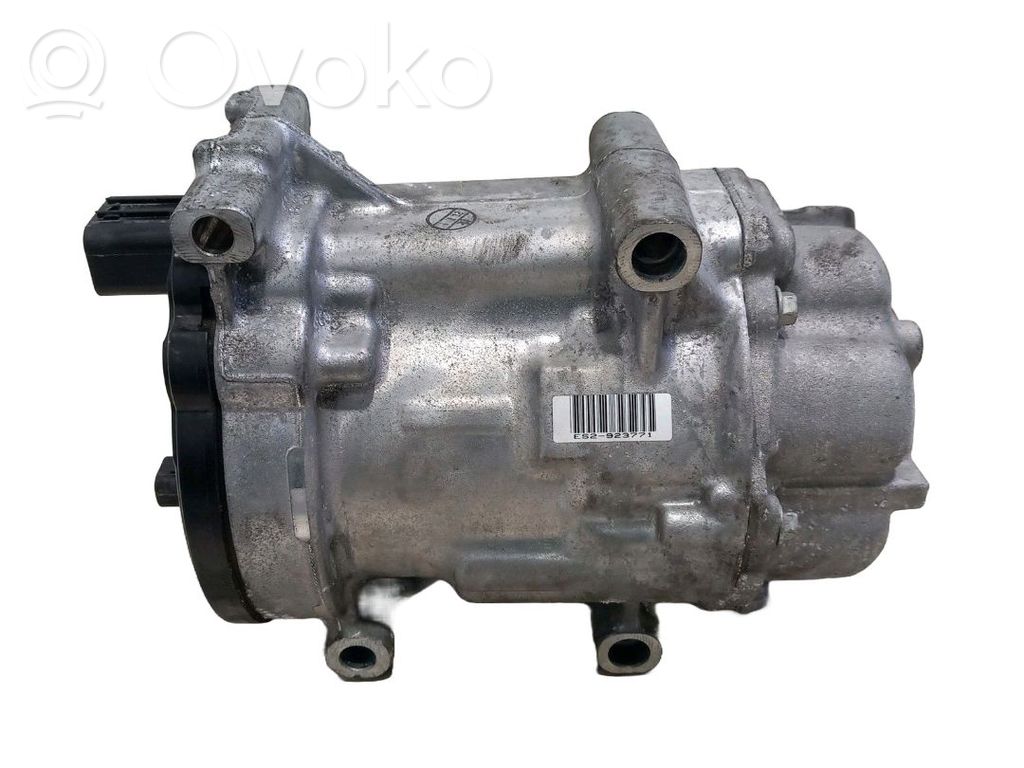 Compressore aria condizionata (A/C) (pompa)   8837012070