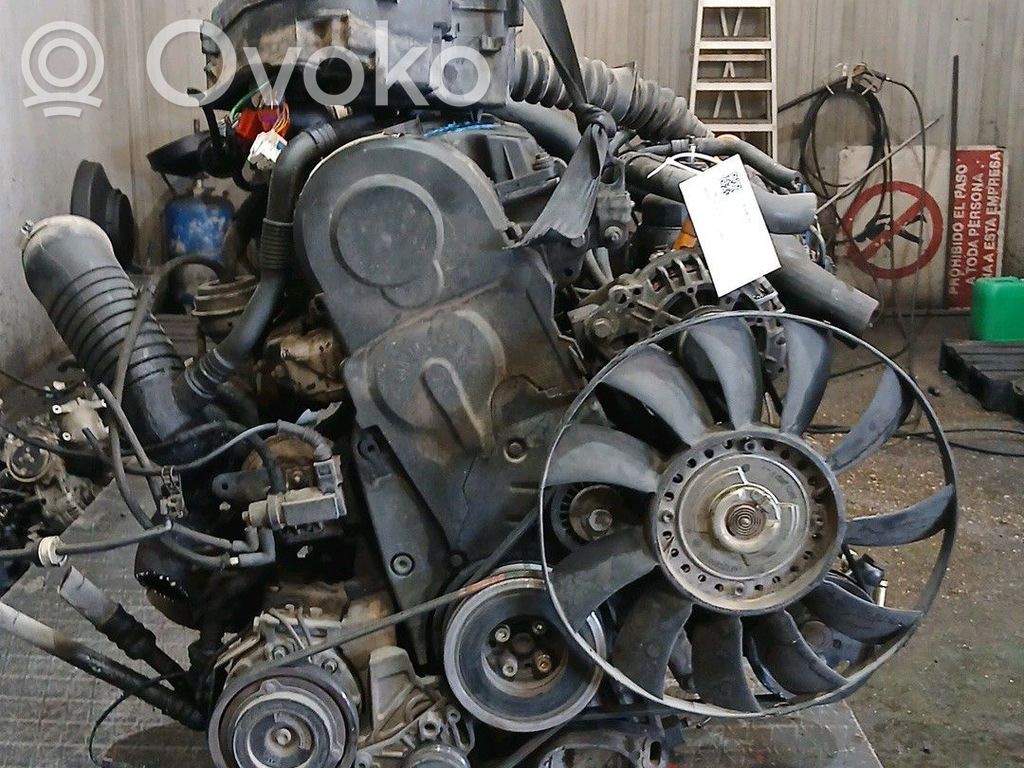 Volkswagen PASSAT B5.5 Electromotor 