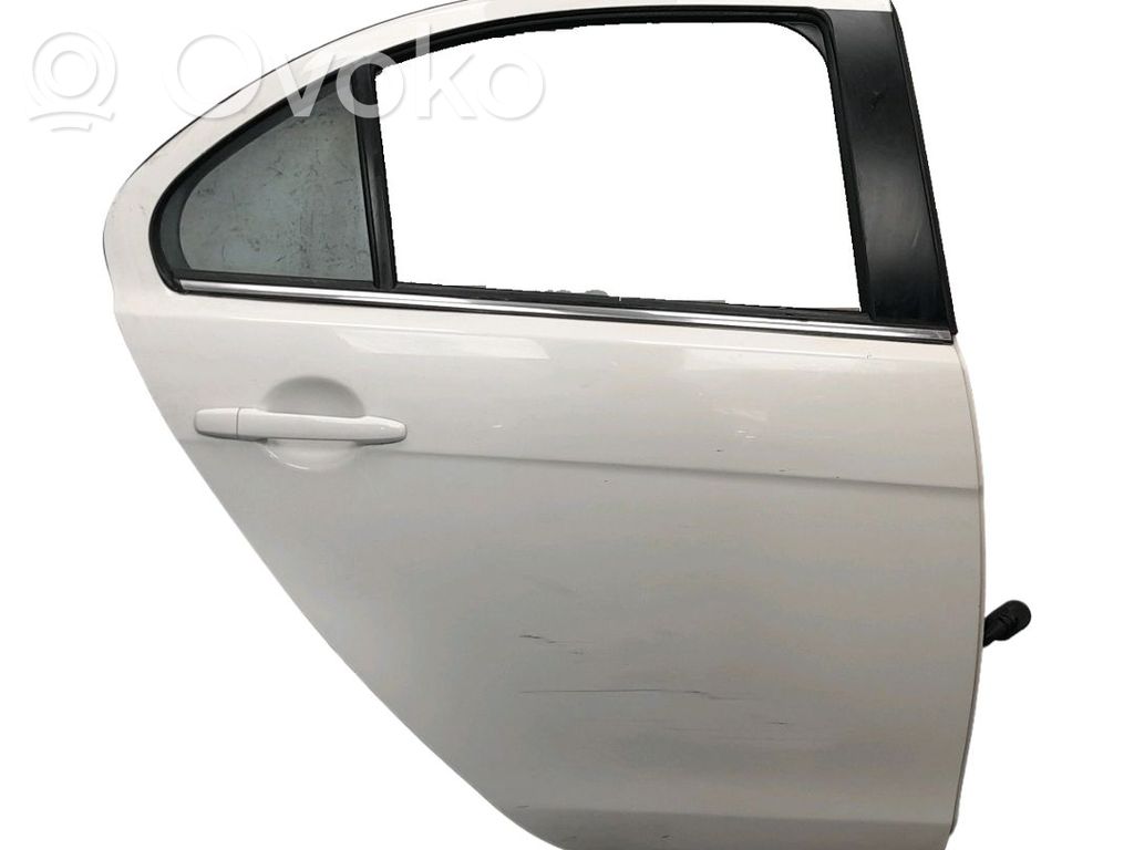 Mitsubishi Lancer VIII Portiera posteriore 