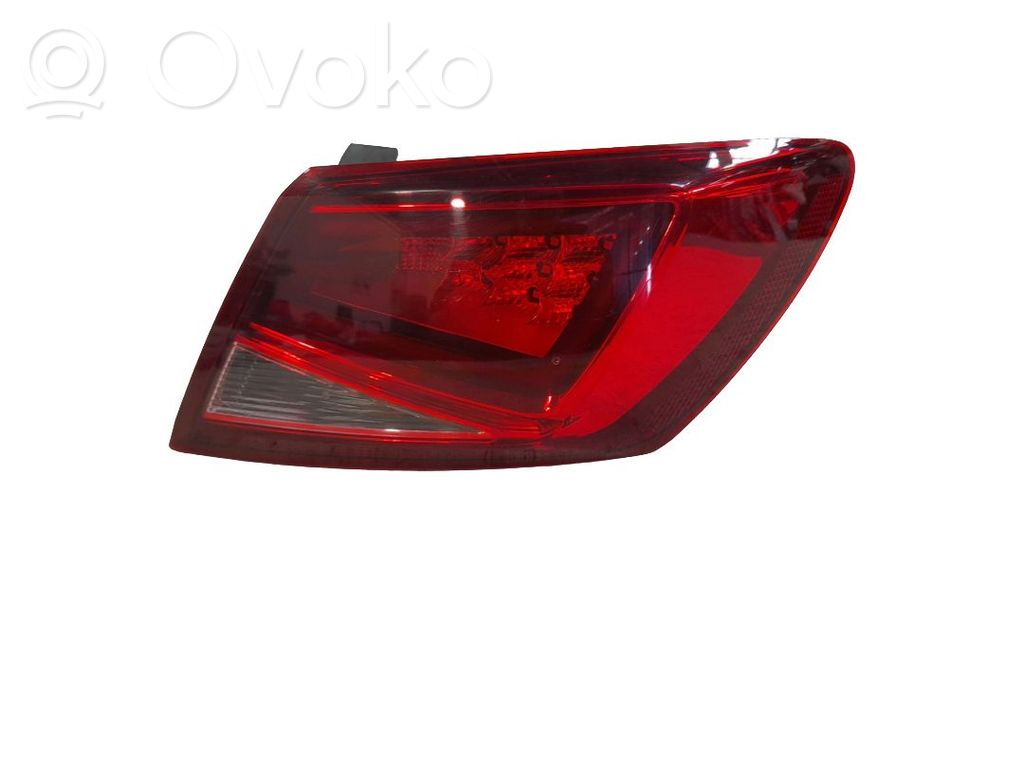 Seat Leon (5F) Feux arrière / postérieurs