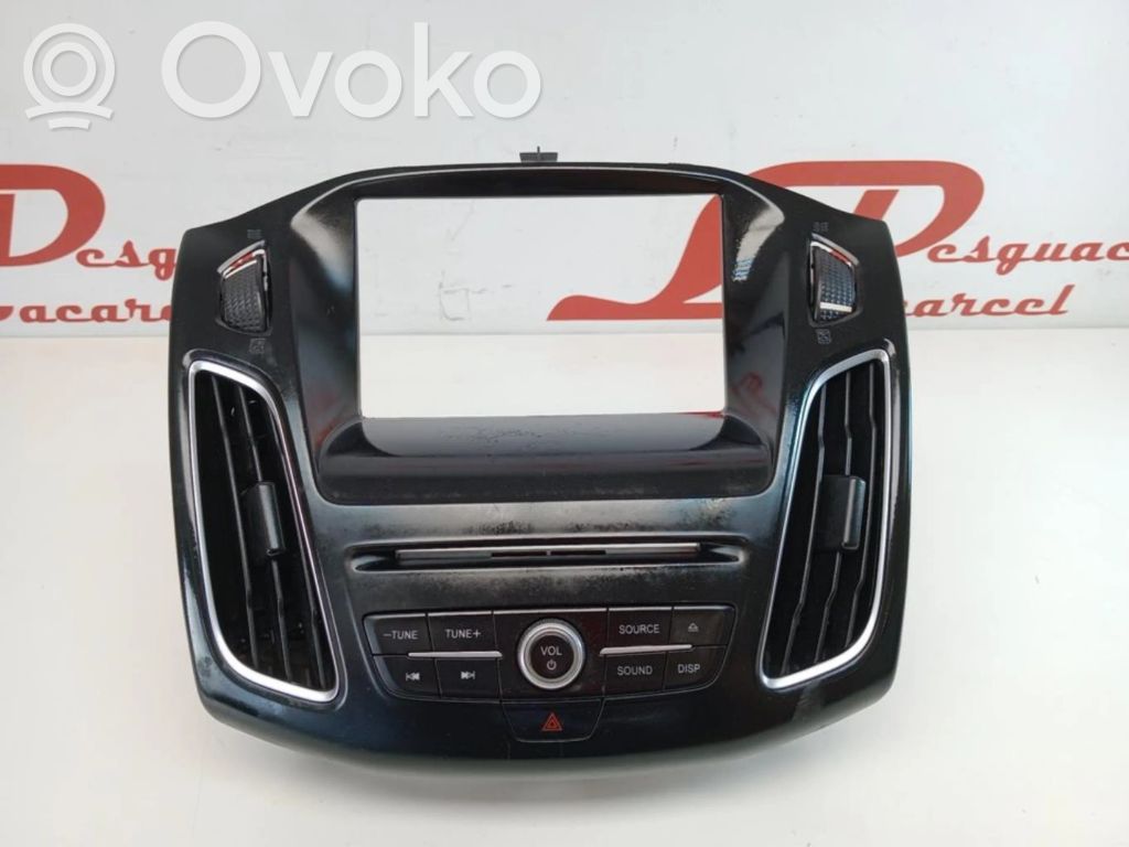 Ford Focus Panel / Radioodtwarzacz CD/DVD/GPS 