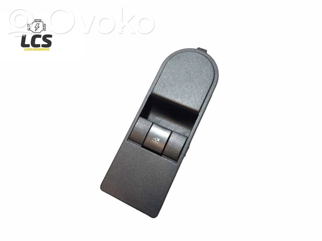 Opel Astra H Electric window control switch 