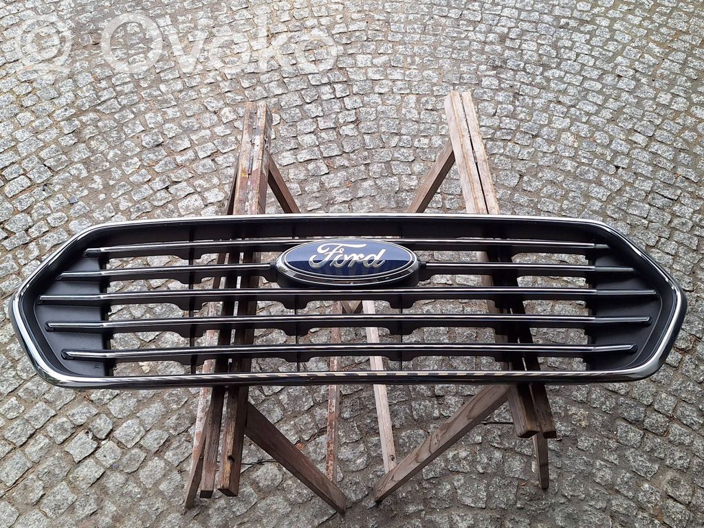 Ford Transit Custom Augšējais režģis 