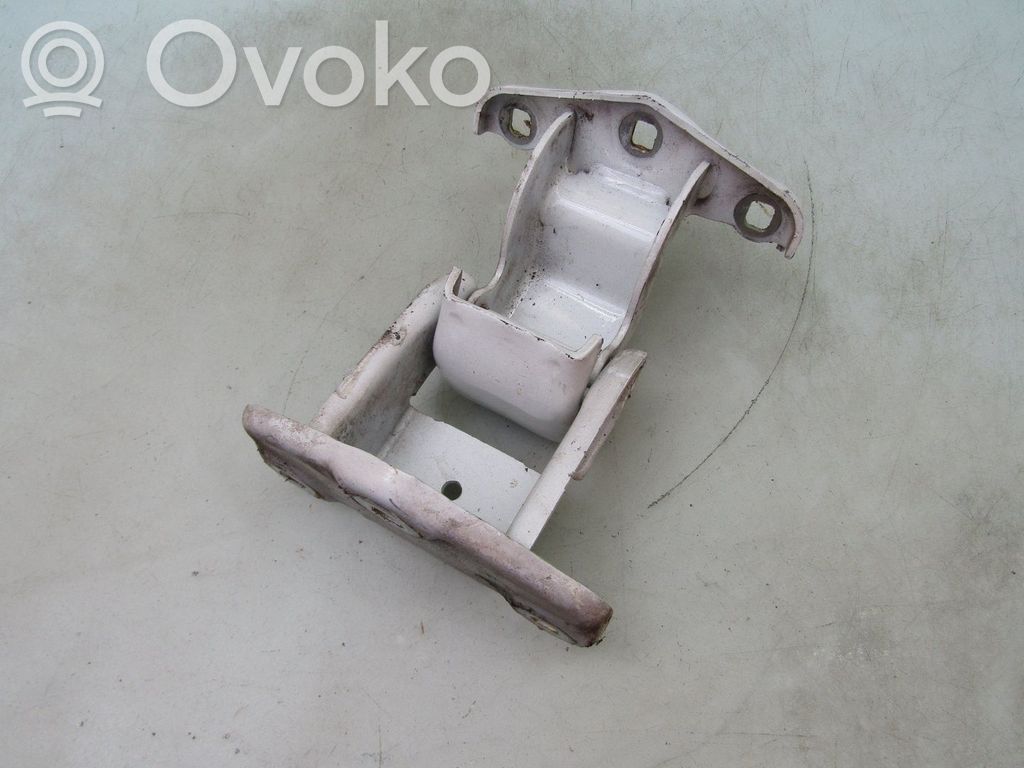 Front door upper hinge   11R,PRAWY,PRAWYCH