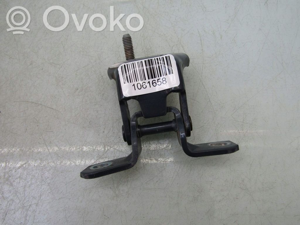 Front door upper hinge   CX30,21R,47C,LEWY,LEWYCH