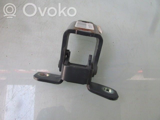 Front door upper hinge   19R,47C,BP,PRAWYCH