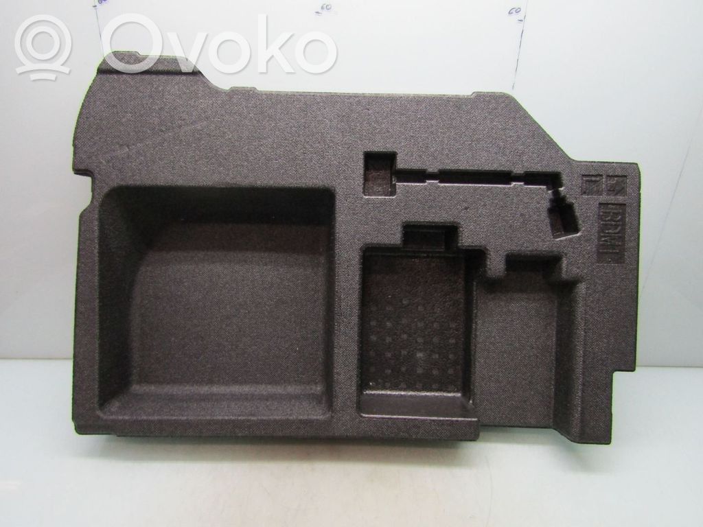 Mazda 3 Parcel shelf 