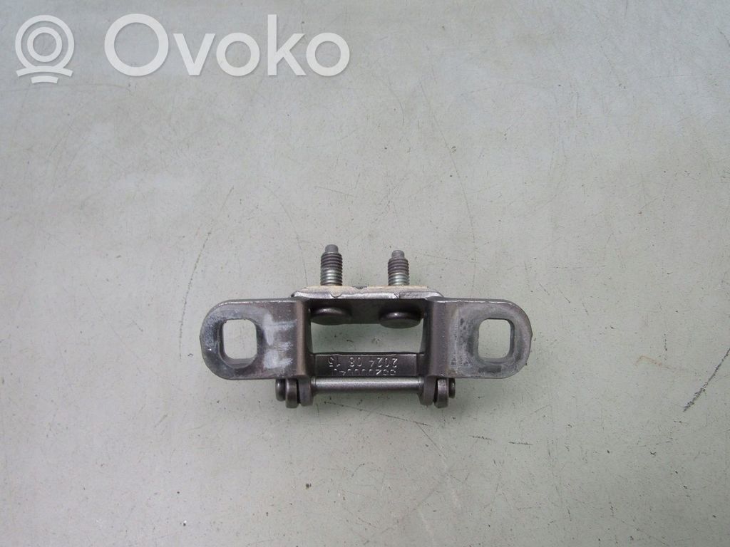 Tailgate/trunk/boot hinge   24R,551AAA,PRAWY