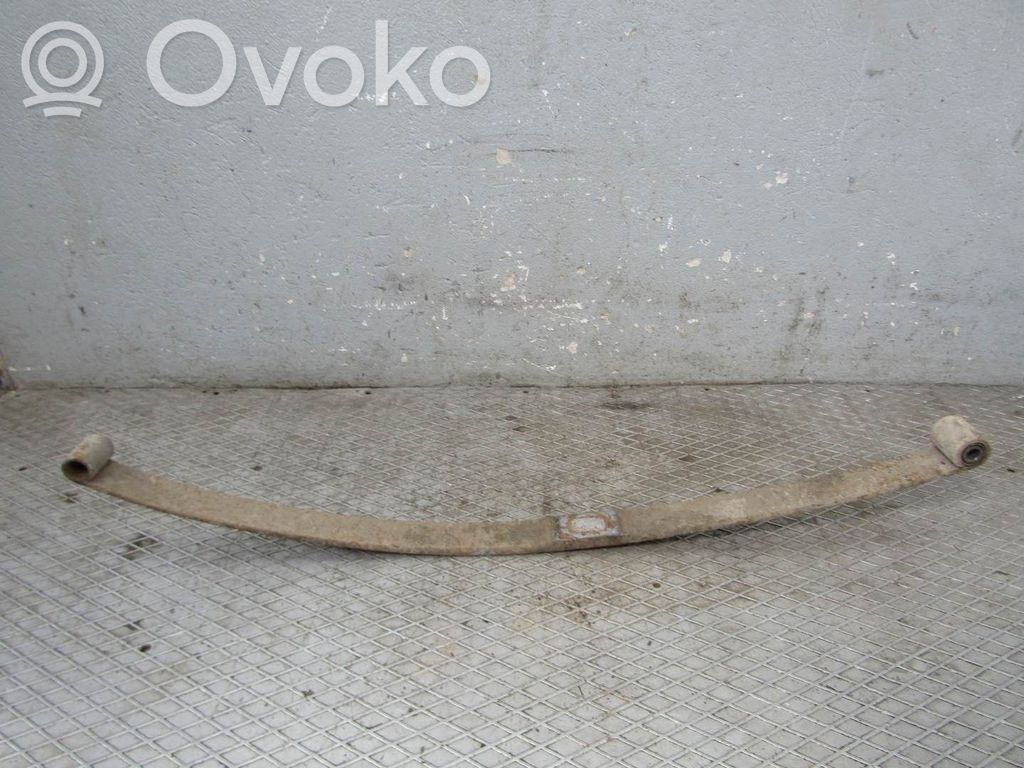 Priekšpusē atspere   91R