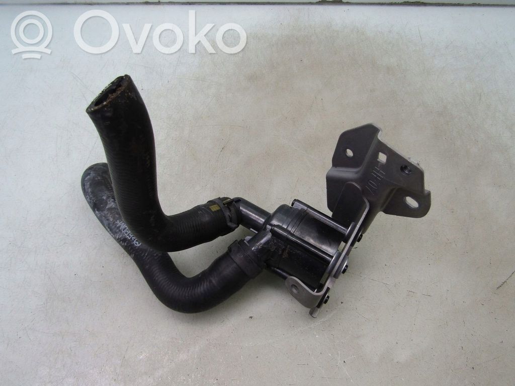 Mazda 3 Vesipumppu 