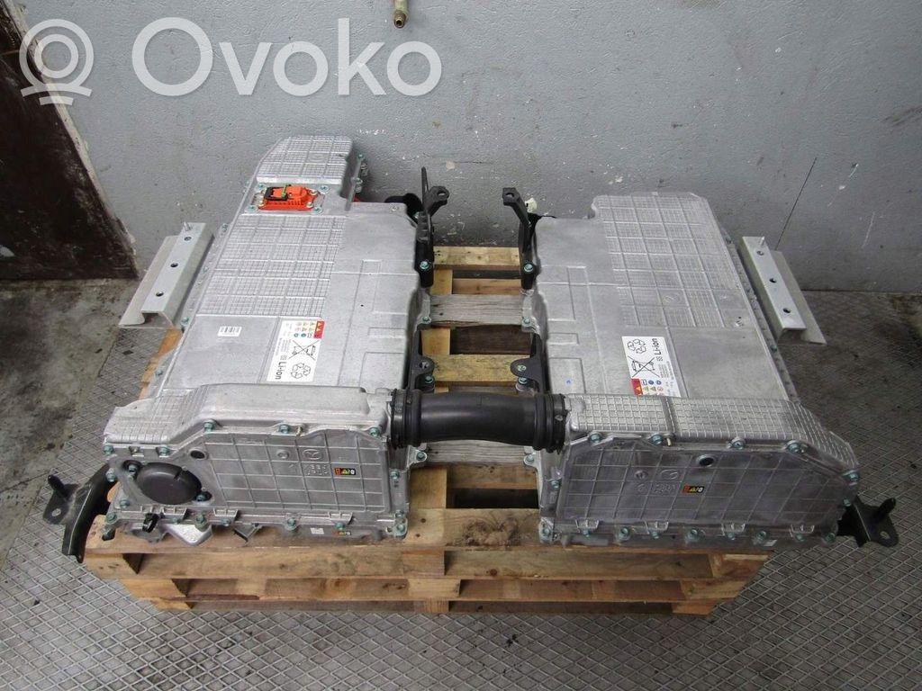 Akumuliatorius   KBY330210,CX60,24R,ESKYACTIV