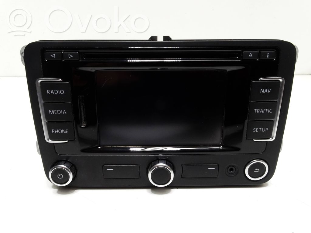 Volkswagen PASSAT B7 Radio/CD/DVD/GPS head unit 