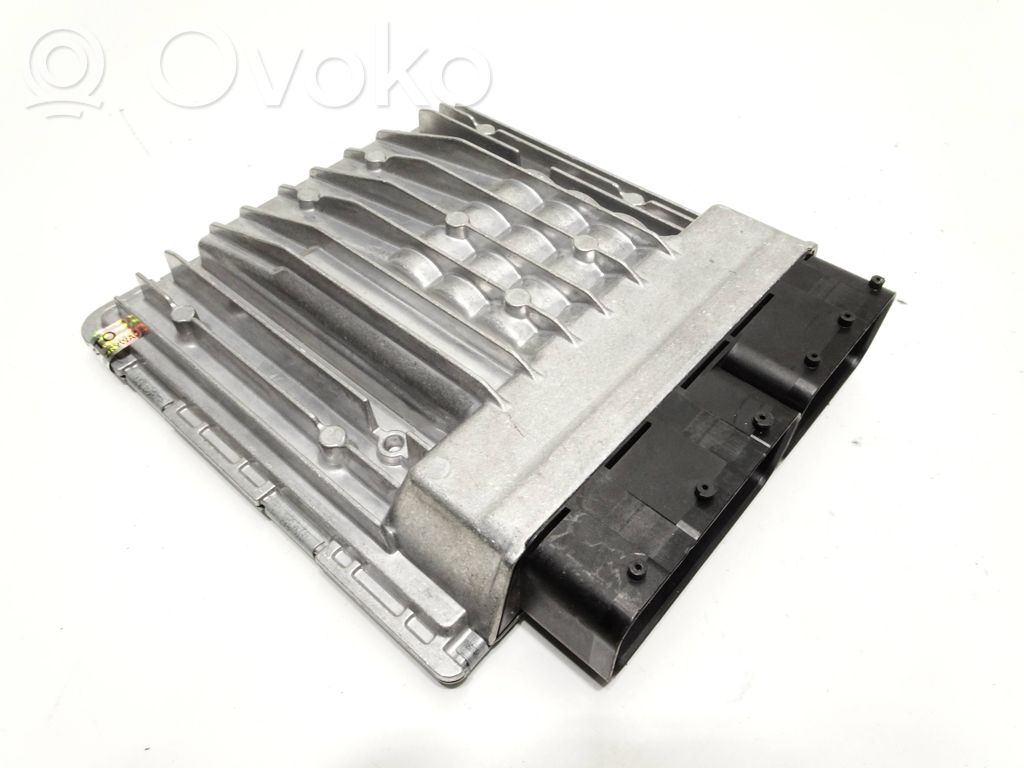 BMW 5 E60 E61 Engine control unit/module 