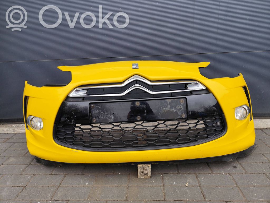 Citroen DS3 Parachoques delantero 