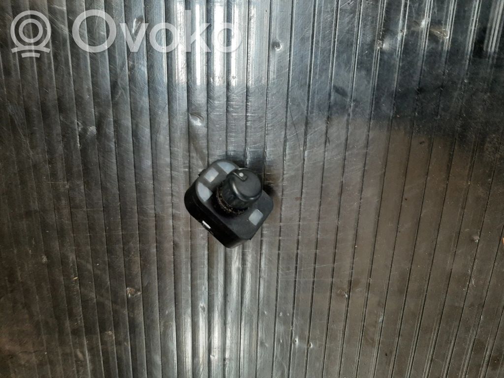 Audi A6 Allroad C6 Wing mirror switch 