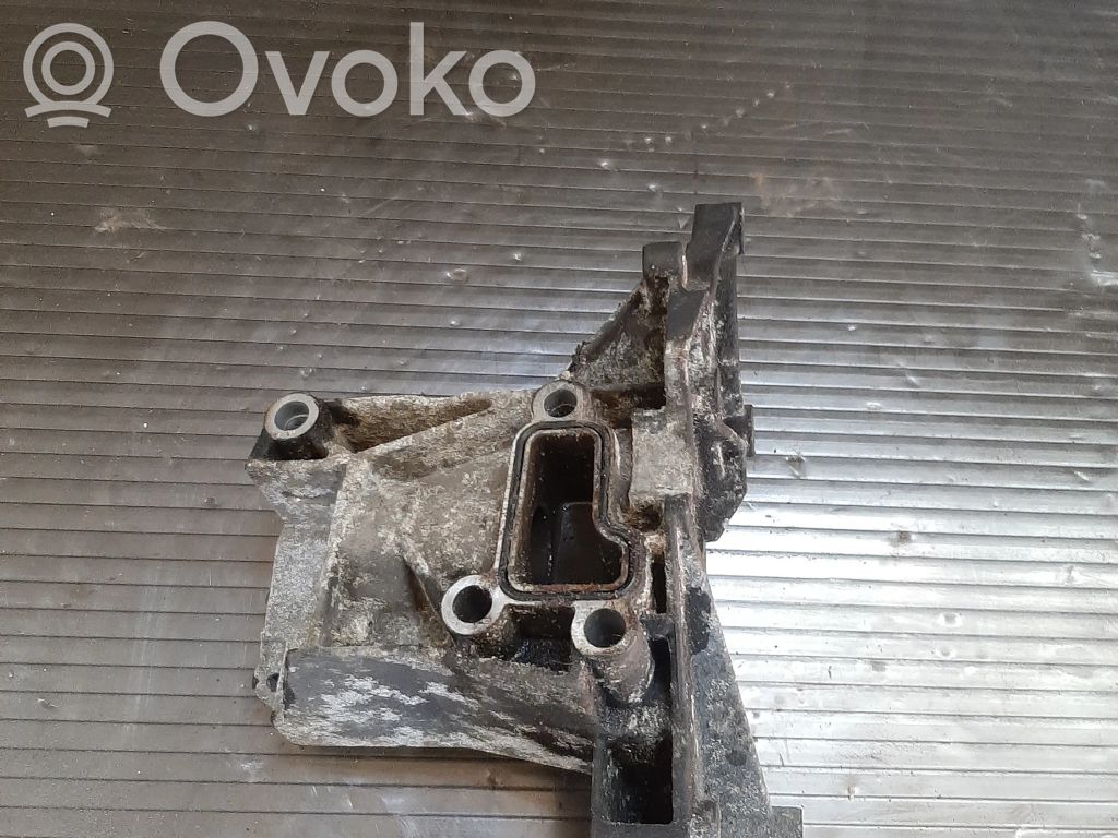 Power steering pump mounting bracket   059145169AA