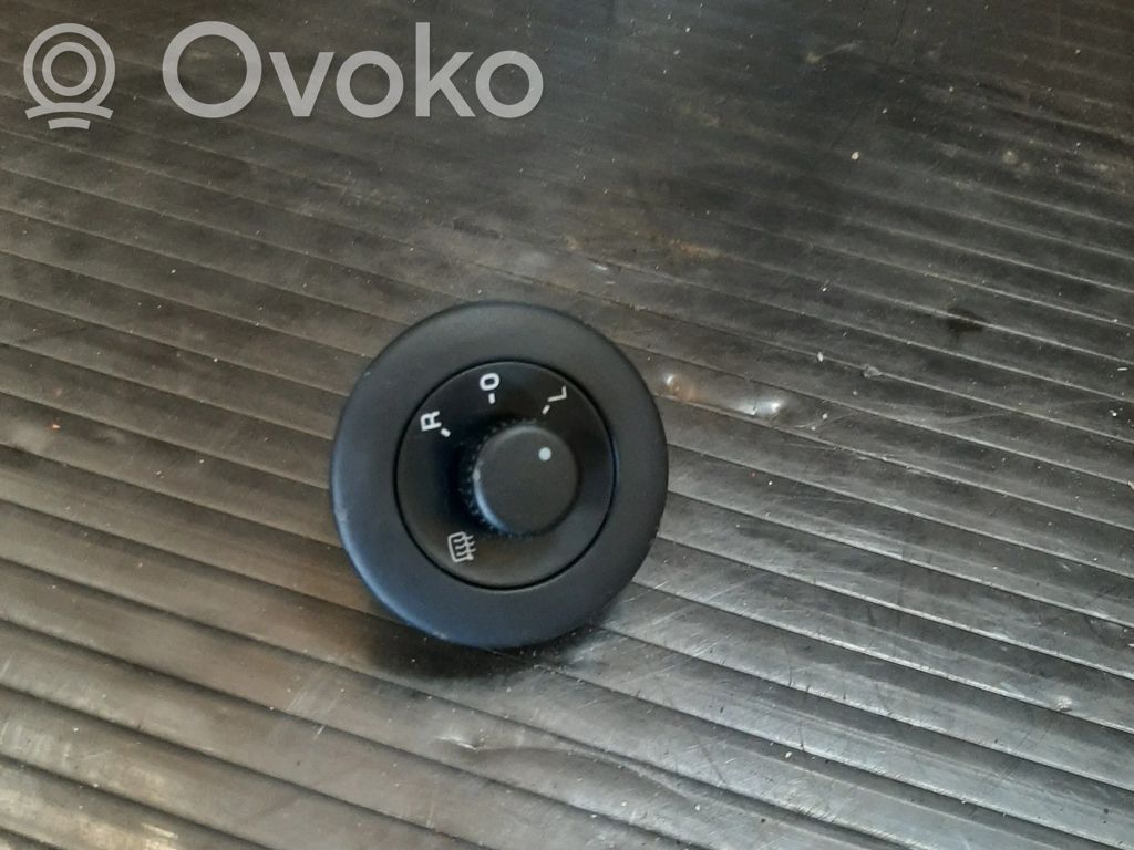 Volkswagen Scirocco Wing mirror switch 