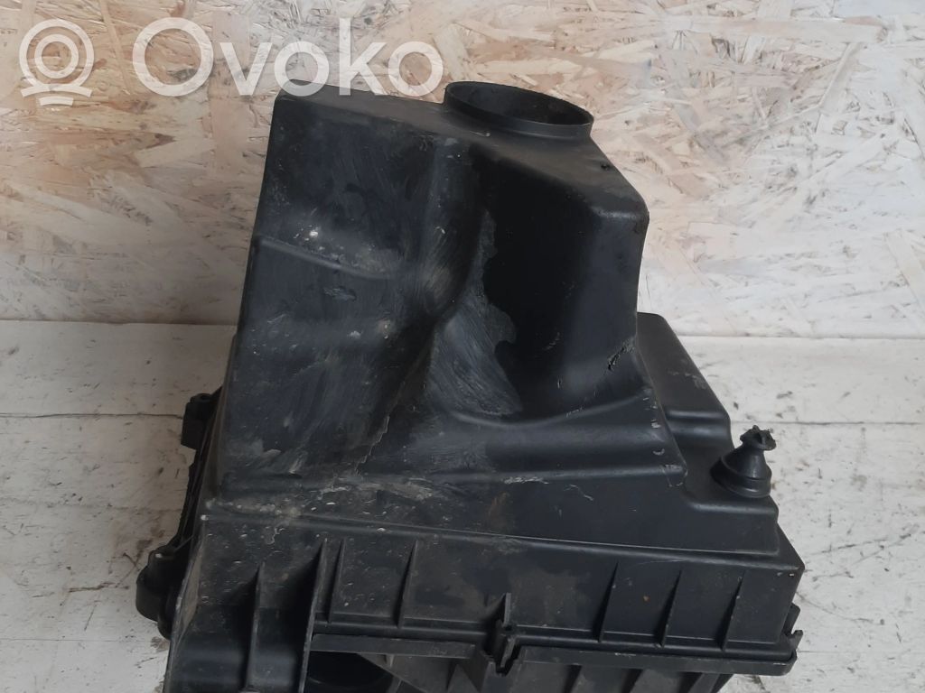 Volvo V50 Air filter box 