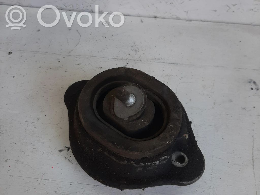 BMW X5 E53 Engine mount bracket 