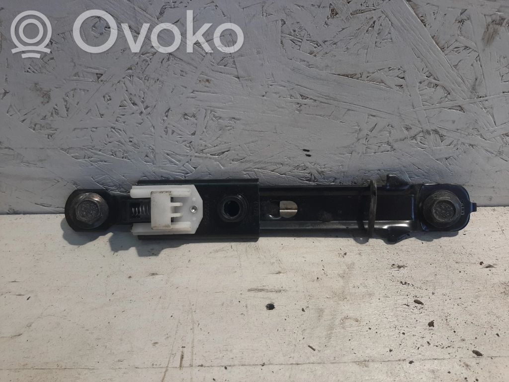 KIA Ceed Guida di regolazione della cintura di sicurezza 