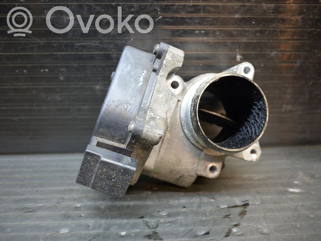 Volkswagen PASSAT B7 Drosselklappenventil 