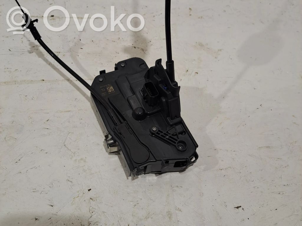 Ford Puma Priekšpusē slēdzene 