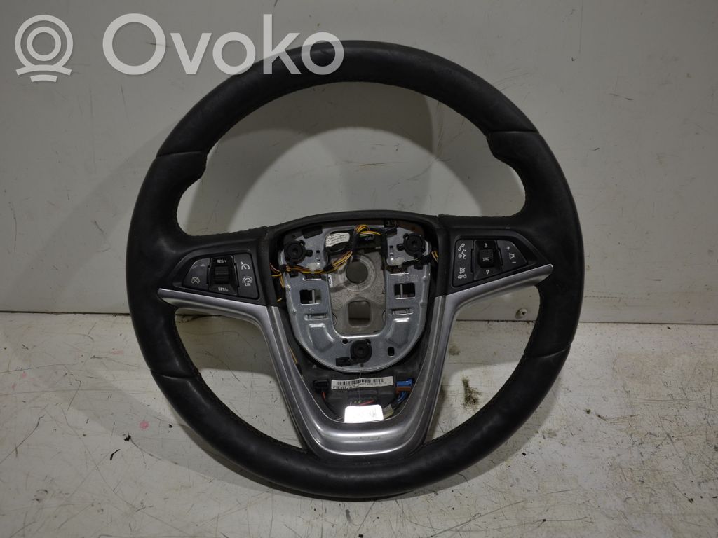 Opel Zafira C Ohjauspyörä 