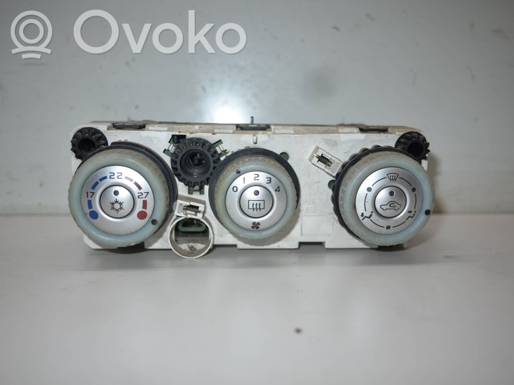 Mitsubishi Colt Climate control unit 