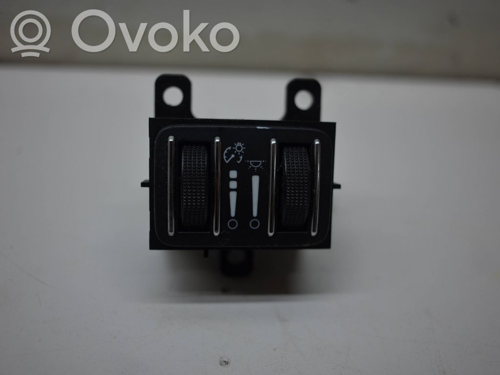 Chrysler Town & Country V Panel lighting control switch 