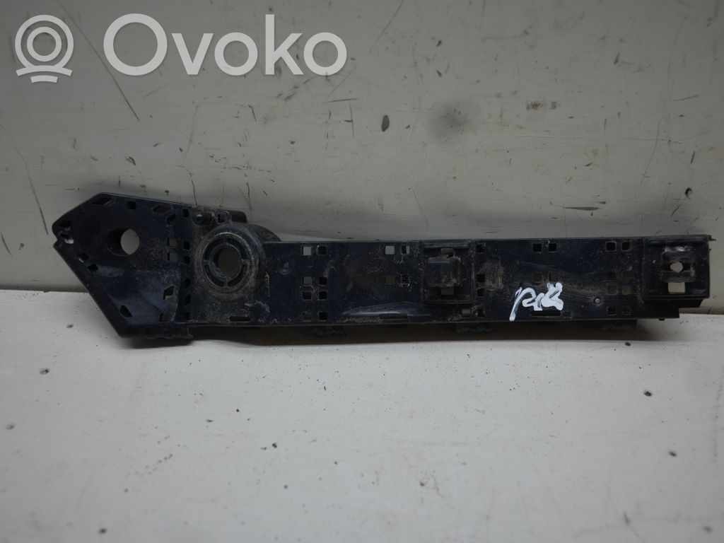 Subaru Outback (BS) Priekšpusē bampera turētājs 